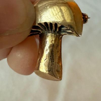 14K Gold Mushroom Pin (K-HS)