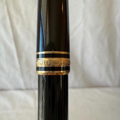 Montblanc Meisterstück Classique Ballpoint Pen (K-HS)