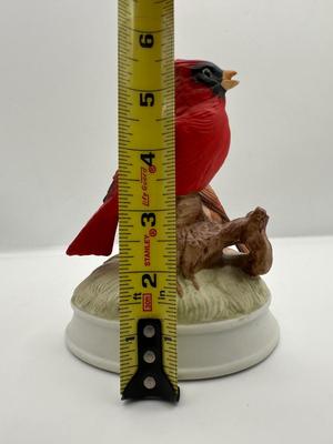 Gorham Porcelain Cardinal & Robin Bird Figurine Music Box