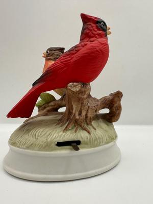 Gorham Porcelain Cardinal & Robin Bird Figurine Music Box
