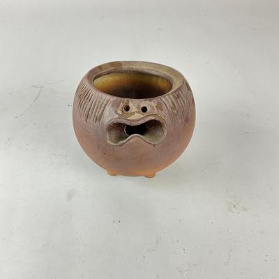 Sale Photo Thumbnail #1516: Hand-carved bunny pull toy, Stone Bear Figure & signed Studio Pottery Pig Bowl By Robert Maxwell
Bowl: 4.5" diameter x 4.5" high
Bear: 4" long x 2.25" high
Bunny: 5.5" long x 4.25" high