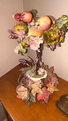 CABINET WITH HOME DECOR