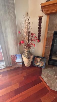DECORATIVE FLOOR VASE AND 2 SMALL PAINTINGS