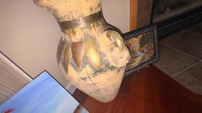 DECORATIVE FLOOR VASE AND 2 SMALL PAINTINGS