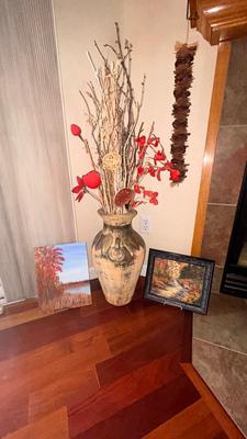 DECORATIVE FLOOR VASE AND 2 SMALL PAINTINGS