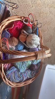 YARN, KNITTING NEEDLES, SCISSORS, BASKET AND TOTE