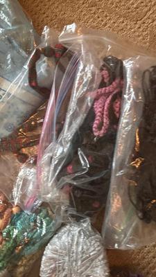 YARN, KNITTING NEEDLES, SCISSORS, BASKET AND TOTE
