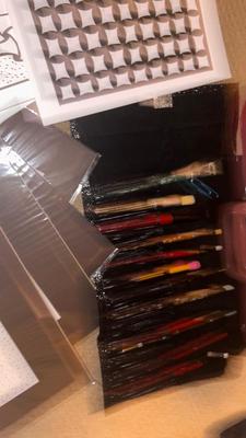 A CASE FULL OF ACRYLIC PAINT, BRUSHES & ART PAPER