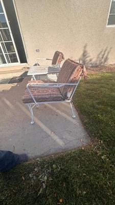 RETRO WROUGHT IRON PATIO SEAT FOR 2 WITH A SHARED TABLE