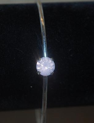 Single Pale PINK Round Beveled Stone BANGLE BRACELET (2½" Opening) with 4 Prongs & Silver Tone Base