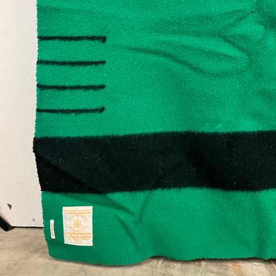 Sale Photo Thumbnail #1722: Made in England
Measures: 6' long x 86" high
Double Mattress Size