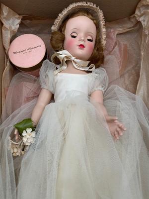 Madame Alexander Bride Doll, 1950s