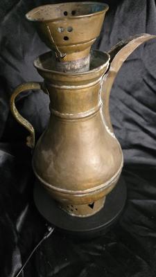 Vintage Hand-Forged Kashmiri Samovar-Style Tea Boiler | Copper-Tone Decorative Water Heater with Heart-Cut Base