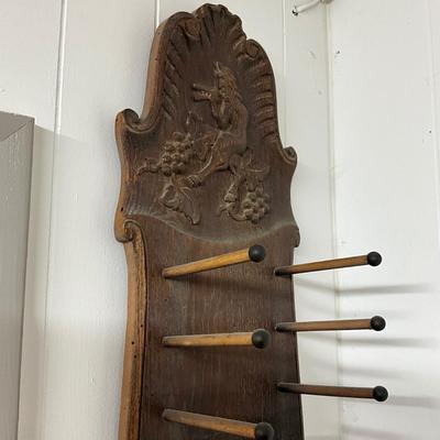 1173 Antique Enkeboll Hand-carved Spool/Plate Wall Rack