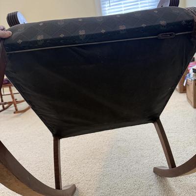 Early North American Style Upholstered Rocking Chair (BB2-BBL)
