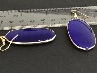 Colbalt Blue Tone Glass Earrings Gold Tone. Nice