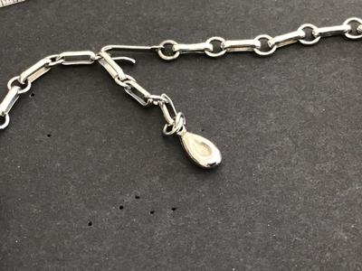 Lisner Vintage Flower Demi Pature Flower Necklace