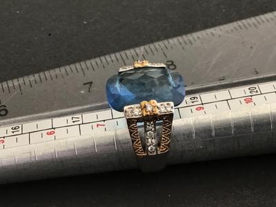 Blue Glass Chunky Statement Ring. Gold silver Tones