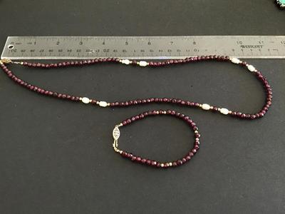 Rhondolite Garnet Pearl 18 Kt Gold Filled Necklace And Bracelet. Vintage