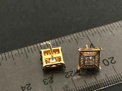 Screw on Back Fashion Earrings