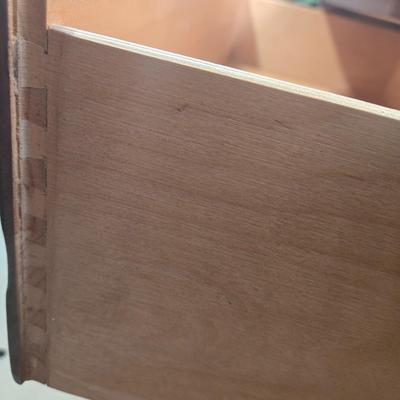 LOT 28Z: Small Dresser and Lamp