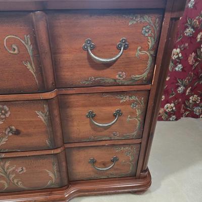 LOT 28Z: Small Dresser and Lamp