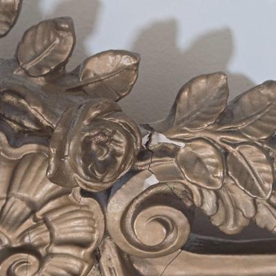 LOT 31X: Nightstand and Decorative Mirror