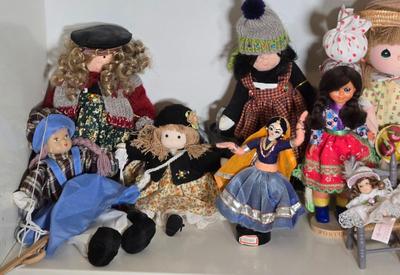 LOT 85X: Large Dollie Lot Including Seymour Mann, Precious Moments Dolls and More