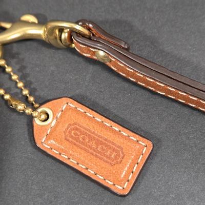 LOT 88X: Brand New Coach Wristlet Bag