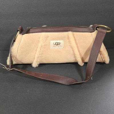 LOT 89X: Ugg Hand Bag