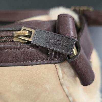 LOT 89X: Ugg Hand Bag