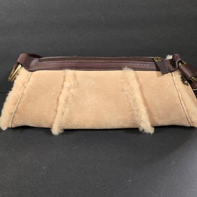 LOT 89X: Ugg Hand Bag
