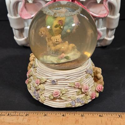 LOT 91X: Ceramic Basket, Snow Globe, Coin Banks, and More
