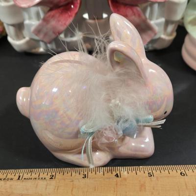 LOT 91X: Ceramic Basket, Snow Globe, Coin Banks, and More