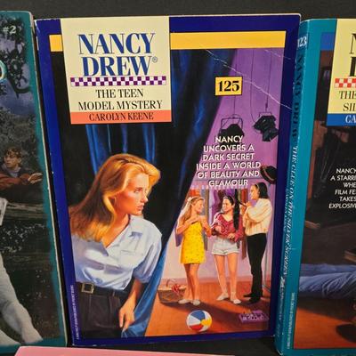 LOT 94X: Nancy Drew Books, Wishbone Mysteries, and More/ Great Stocking Stuffers!