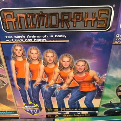 LOT 95X: Scholastic Animorphs Books