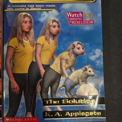 LOT 95X: Scholastic Animorphs Books