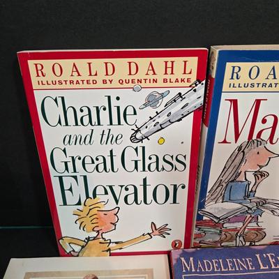 LOT 102X: Large Variety of Books for Young Readers/ Great Gift for Classmates