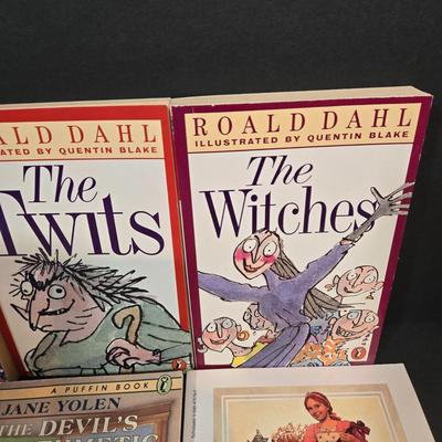 LOT 102X: Large Variety of Books for Young Readers/ Great Gift for Classmates