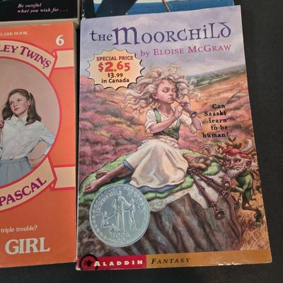 LOT 102X: Large Variety of Books for Young Readers/ Great Gift for Classmates