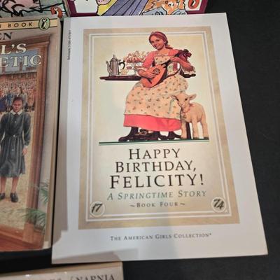 LOT 102X: Large Variety of Books for Young Readers/ Great Gift for Classmates