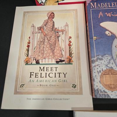 LOT 102X: Large Variety of Books for Young Readers/ Great Gift for Classmates