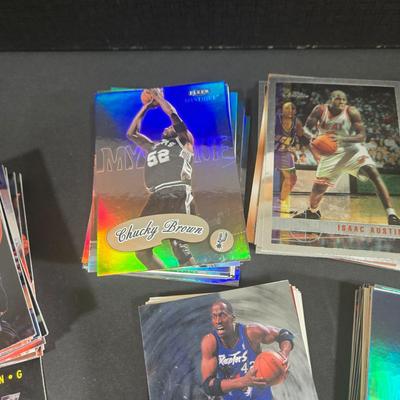 LOT 111Z: Fleer WNBA and Assorted NBA Collectible Cards