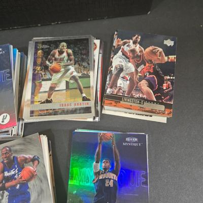 LOT 111Z: Fleer WNBA and Assorted NBA Collectible Cards
