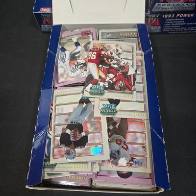 LOT 114Z: Four Boxes of 1993 Pro Set Power Football Trading Cards