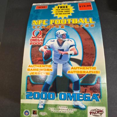 LOT 152: Variety of Boxes of Football Trading Cards