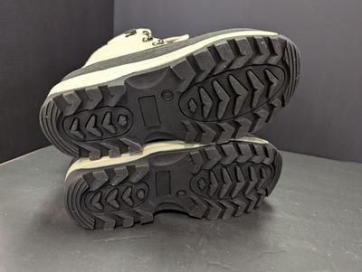 Women's Size 8 Thinsulate Insulation 400 Leather Upper