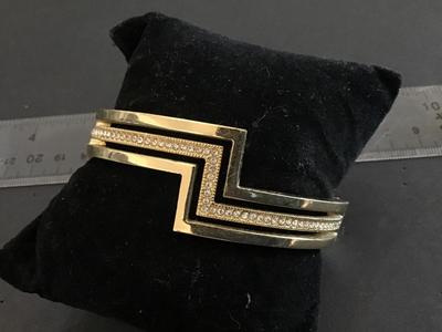 Sale Photo Thumbnail #30: Great Condition