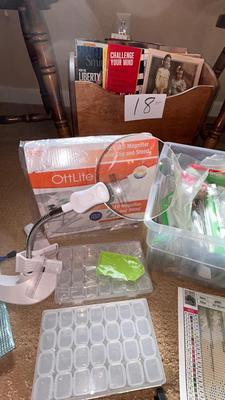 LIGHT UP BOARD, MAGNIFYING OTT LIGHT, DIAMOND PICTURE JEWELS AND ALL YOU NEED FOR APPLICATION