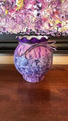 PRETTY PURPLE PAINTING, DÉCOLLETAGE BOX, WICKER BASKETS AND MORE